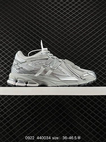 270 New Balance M2906 series retro sports shoes, single item treasure dad shoes, as one of NB's most