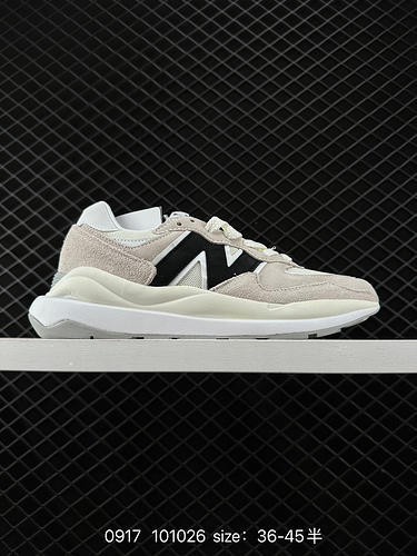 The 230 New Balance NB5740 series retro casual running shoes M5740PCB are designed based on the clas