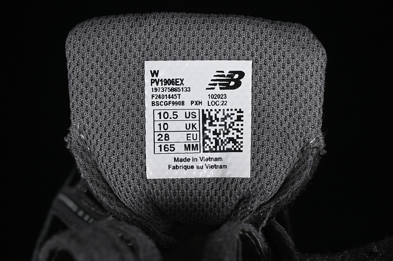 24-37 (11).jpg