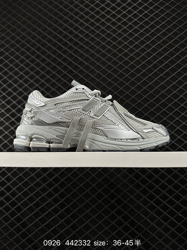 The 260 New Balance M2906 series retro sports shoes, known as the Treasure Dad shoes, are one of the