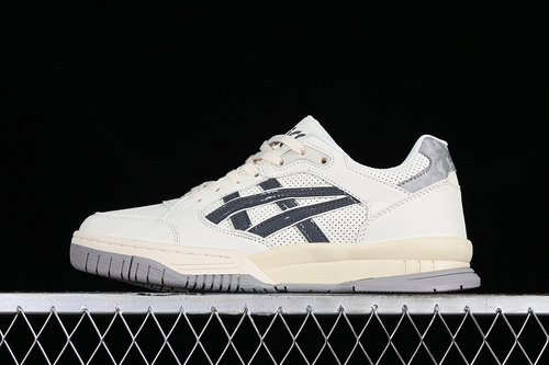 【230】[1203A397-021]-[AS*ICS TIGER GEL-SPOTLYTE LOW WHITE BLACK]-[WOMAN:35-39]-[MAN:40-45]