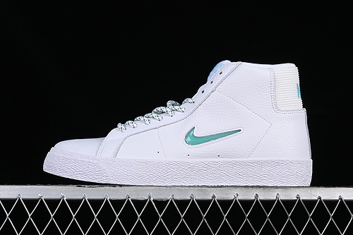 【200】[CU5283-100]-[SB ZOOM BLAZER MID WHITE/GREEN]-[WOMAN:36-39]-[MAN:40-45]