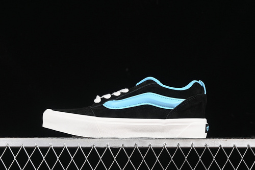【220】[VN000D2TY31]-[VANS CLASSICS KNU SKOOL WHITE/BLACK/BLUE]-[WOMAN:35-39]-[MAN:40-44]