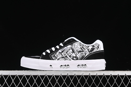 【220】[VN000CZWBHJ]-[VANS CLASSICS KNU SKOOL BLACK/WHITE]-[WOMAN:35-39]-[MAN:40-44]