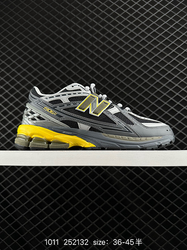 The 260 New Balance M2906 series retro sports shoes, known as the Treasure Dad shoes, are one of the