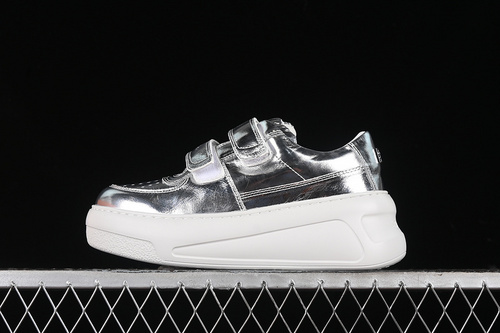 【430】[ACNE STUDIOS WHITE/SILVER]-[WOMAN:35-40]