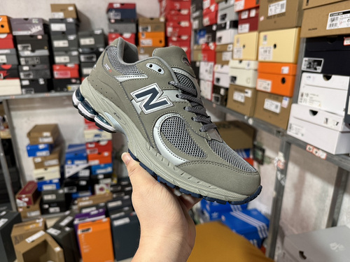 235 cost-effective New Balance NB 2002R comfortable and breathable low top running shoes for men and