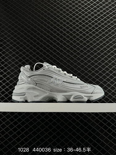 280 New Balance 2000 series returns to ALD x New Balance dad shoes, new co branded thick sole height