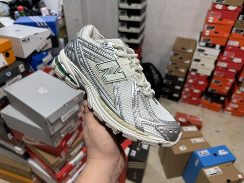 270 Company Grade New Balance NB 2906R Retro Trend Fashion Fabric Synthetic Leather Shock Absorbent 