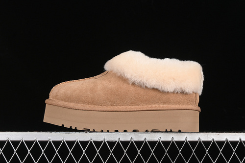 【300】[1134810]-[UGG CLASSIC SHORT II MAROOM]-[WOMAN:35-40]
