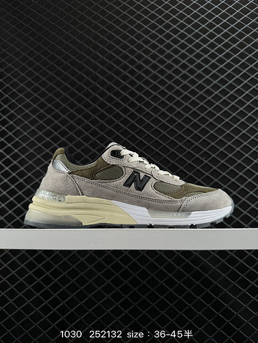 260 New Balance Made in USA M992 Retro Single Item New Balance Made in USA M992 Series American Orig