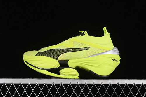 【370】[379554-01]-[PUMA DEVIATE NITRO 3.0 LIME POW/POISON PINK/BLACK]-[WOMAN:35-39]-[MAN:40-45]