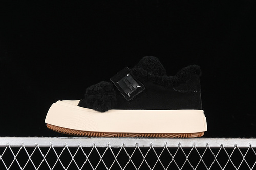 【290】[G23Y6905]-[GG-CC BLACK/WHITE]-[WOMAN:35-40]