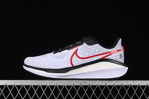 【250】[FB1309-103]-[AIR ZOOM VOMERO 17 WHITE/FIRE RED/PLATINUM TINT/BLACK]-[MAN:39-46]