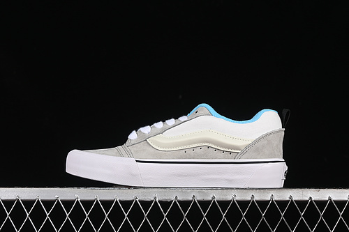 【220】[VN000D6CCCZ]-[VANS KNU SKOOL GREY/WHITE/BLUE]-[WOMAN:35-39]-[MAN:40-44]