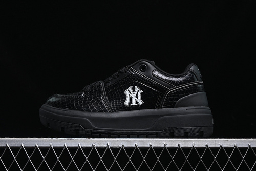 【250】[3ASXCWL4N50BKS]-[NY MLB CHUNKY LINER WIDE LUX WHITE/BLACK]-[WOMAN:35-39]-[MAN:40-44]