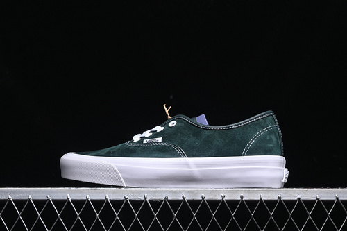 【240】[VN0007QZPRM]-[PREMIUM SK8-MID 83 SCARAB BLACK]-[WOMAN:35-39]-[MAN:40-44]