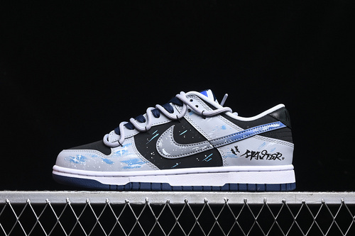 【330】[FQ8826-100]-[DUNK LOW SB WHITE/FOOTBALL GREY/GAME ROYAL/MIDNIGHT NAVY/BLACK]-[MAN:40-46]