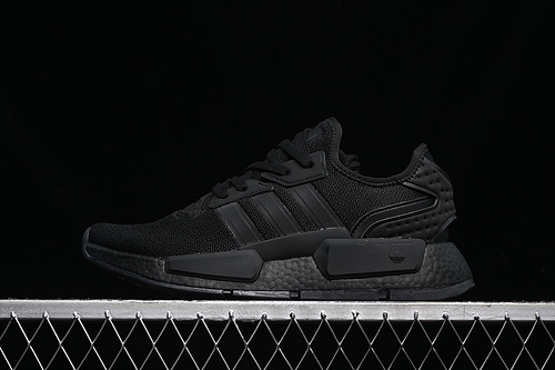 【270】[IE4556]-[NMD_G1 BOOST CORE BLACK/CARBON/CLOUD WHITE]-[MAN:39-45]