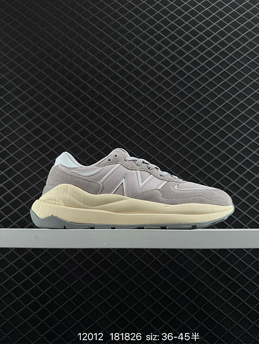 230 New Balance NB5740 Series Story Collection Classic Dad Shoes Retro Running Shoes Black and White