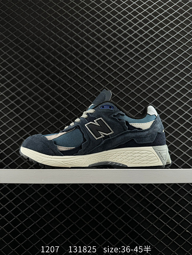 The latest 2002R series of 225 New Balance ML2002 retro casual running shoes continues the classic t